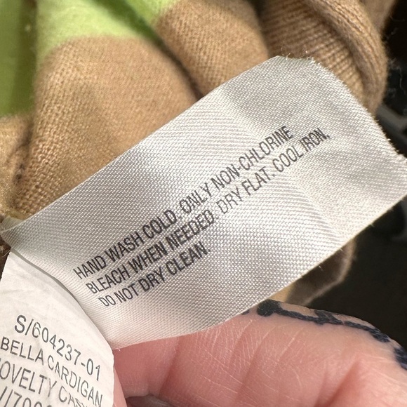 Gap Vintage Cardigan Tan and Green Striped Size Medium - Picture 5 of 8